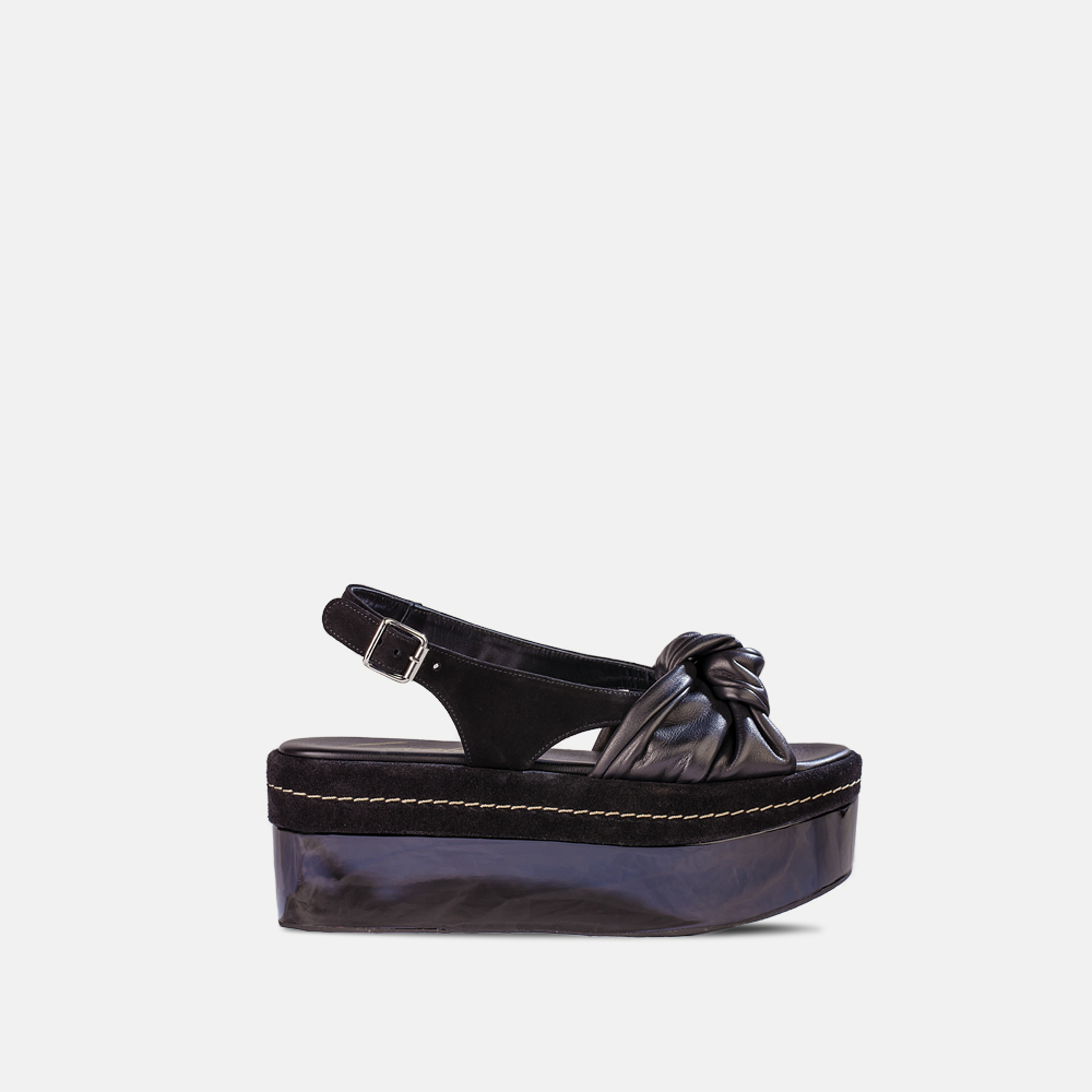 Carela Shoes